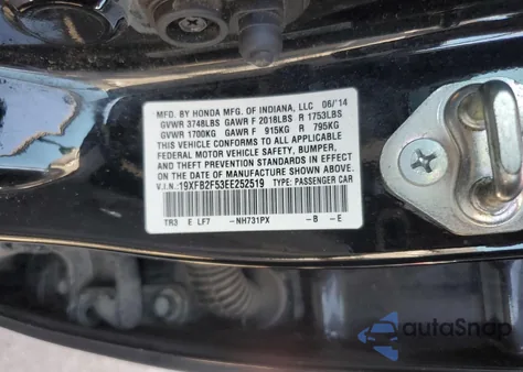 2014 Honda Civic Lx z USA, uszkodzony, nr VIN 19XFB2F53EE252519